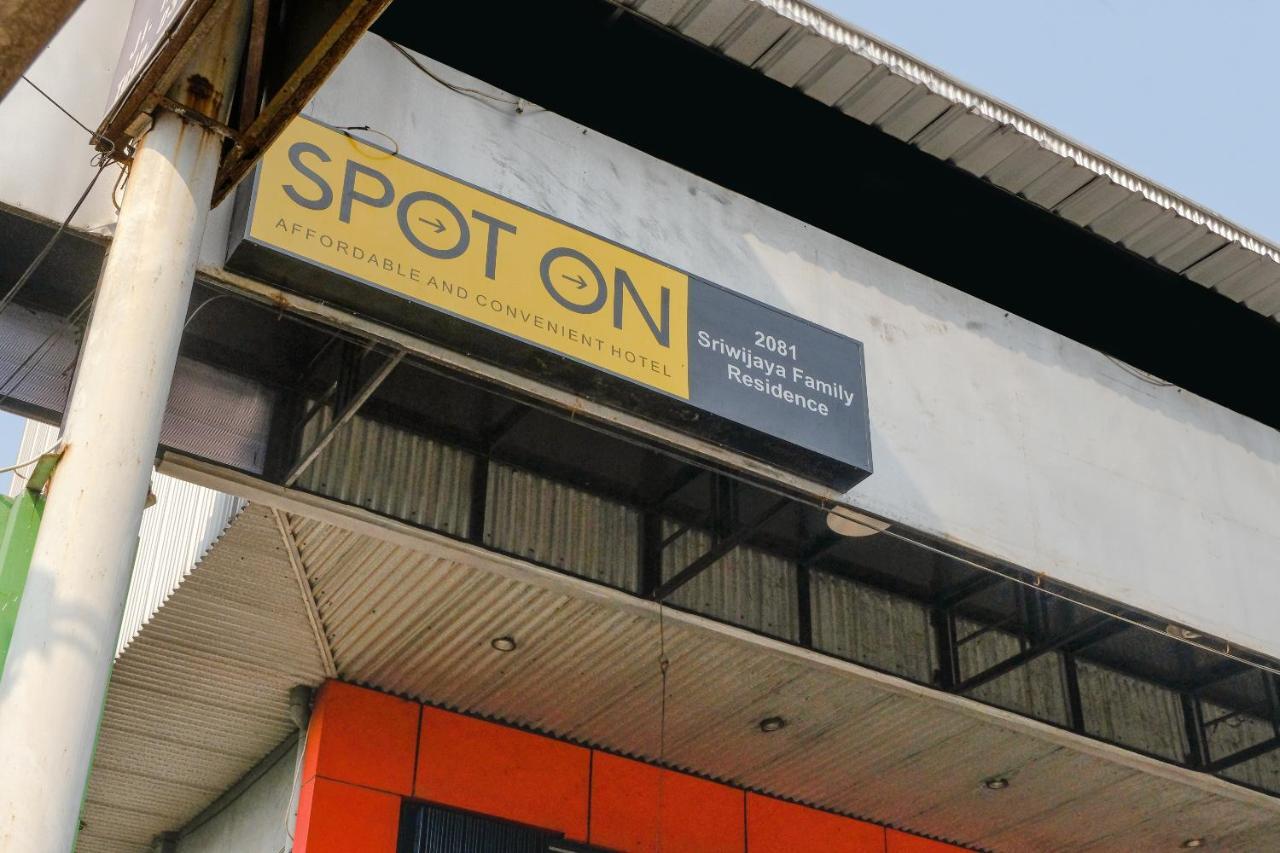 Spot On 2081 Sriwijaya Family Residence Lawang Exterior foto